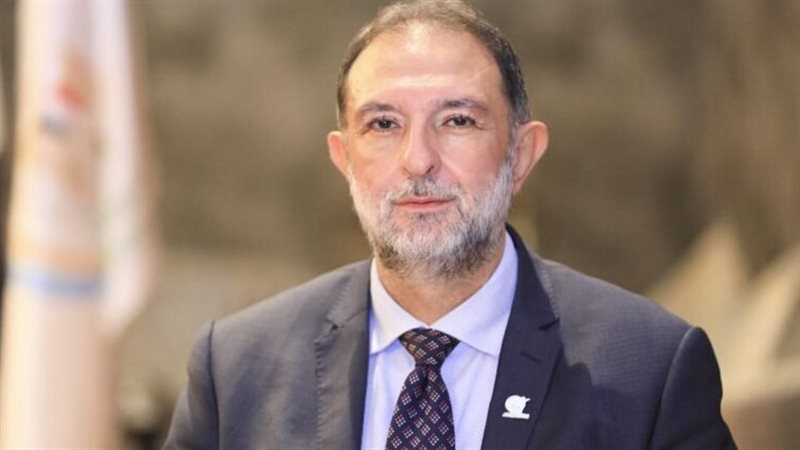 الدكتور طارق الهوبى