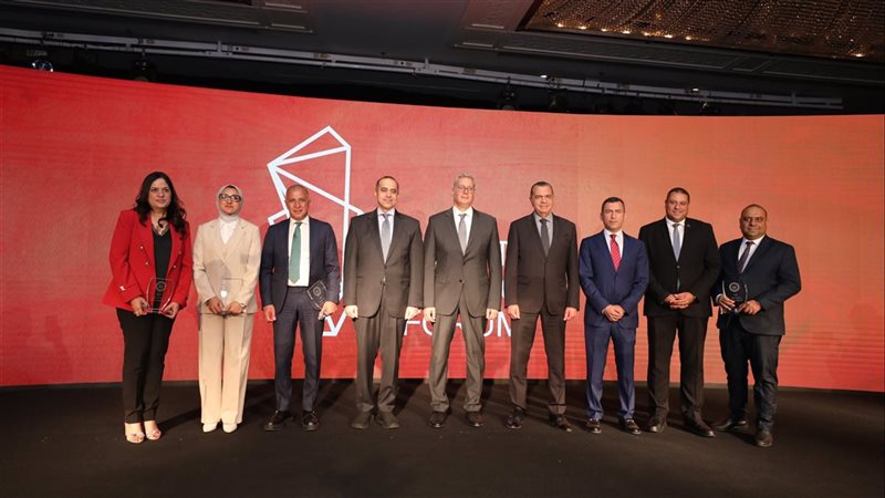 وزير البترول يشهد