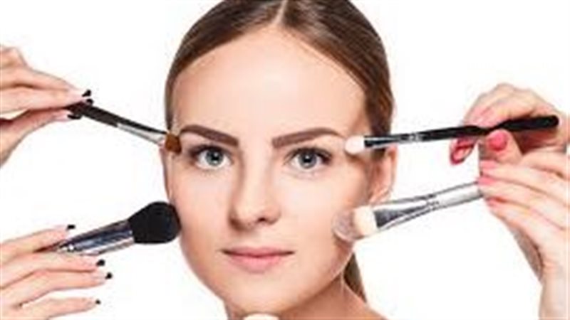 تفسير حلم وضع المكياج