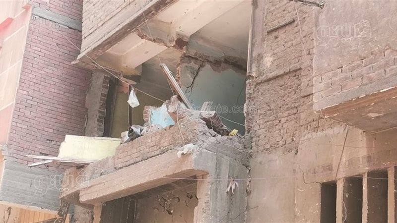 انهيار عقار؛ فيتو