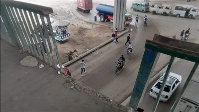 بثته قناة فضائية، مصدر أمني يكشف ملابسات فيديو سرقة أسوار حديدية من أعلى الطريق الدائري