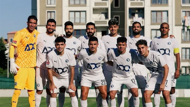 بيراميدز، فيتو