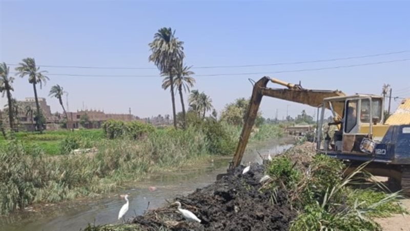 أعمال تطهير الترع
