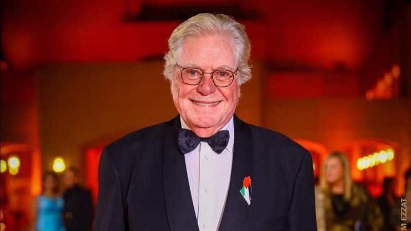 الفنان حسين فهمي،