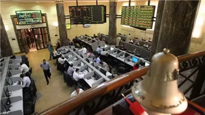 أسبوع متباين الأداء رغم الاستقرار الاقتصادي.. ارتفاع المؤشرات في ختام التداولات... خبير: البورصة المصرية تواصل اتجاهها الإيجابي.. والمؤشر الرئيسي على أعتاب قمة مارس التاريخية