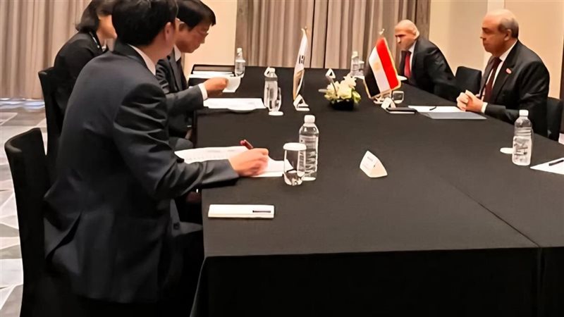وزير الطيران، فيتو