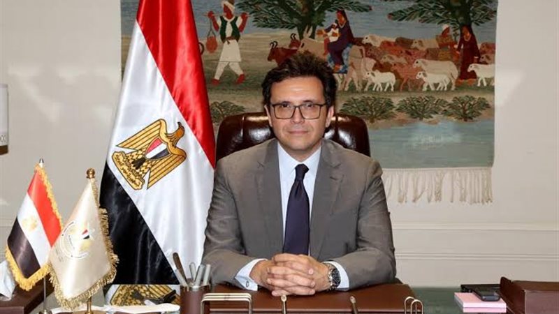 الدكتور أحمد فؤاد