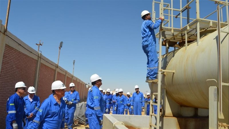 البترول، فيتو 