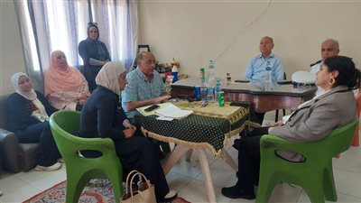 محافظ القاهرة يوجه بسرعة صرف تعويضات أسر العرايشية بالنزهة