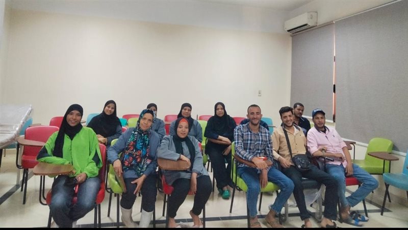 دورة العاملين بمستشفى