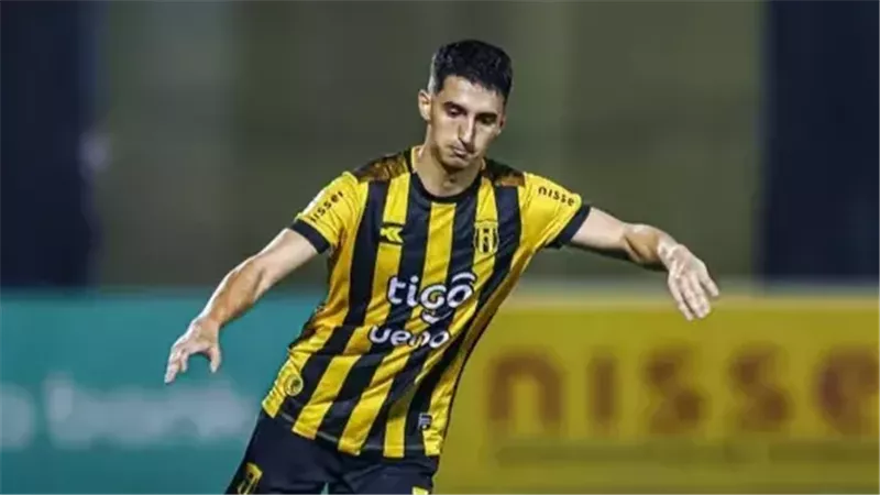 اوجستين منصور،فيتو