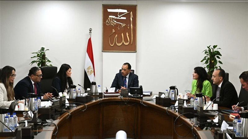 اجتماع برئاسة الدكتور