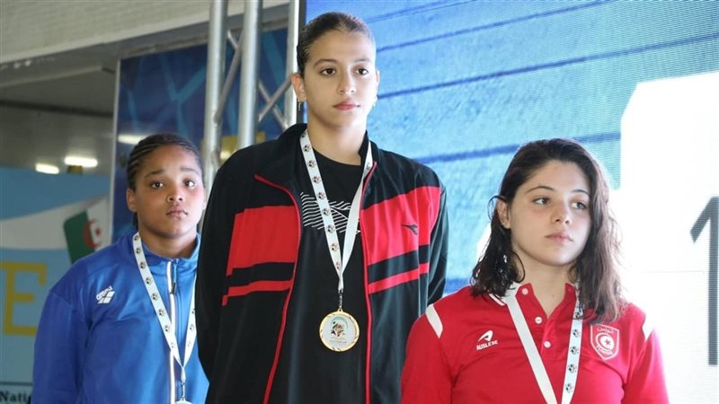منتخب السباحة