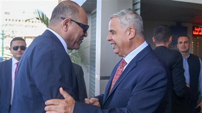 محافظ الإسكندرية يستقبل وزير العمل ويبحثان ملفات التدريب والتشغيل والسلامة المهنية