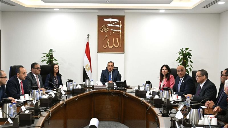 اجتماع برئاسة الدكتور