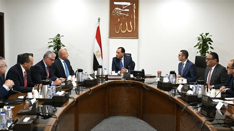اجتماع برئاسة الدكتور
