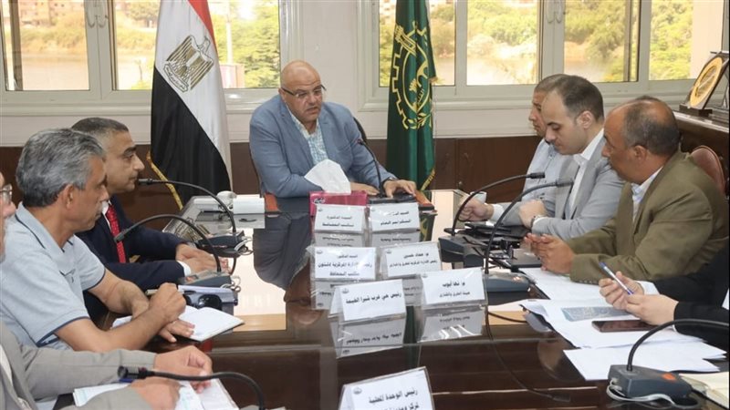 محافظ القليوبية خلال