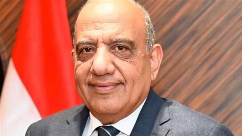وزير الكهرباء الدكتور