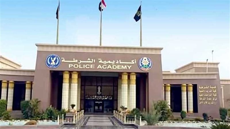 وزير الداخلية يعتمد