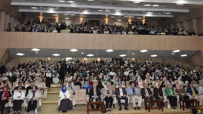 بحضور 1000طالب، طب بنها تختتم فعاليات المؤتمر السنوي للكلية