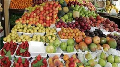سعر الفاكهة اليوم الجمعة، ارتفاع 4 أصناف منها العنب وانخفاض التين البرشومي