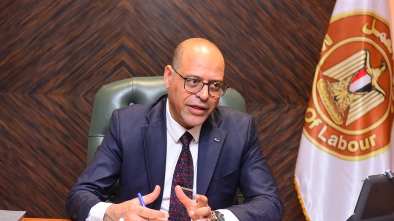 وزير العمل
