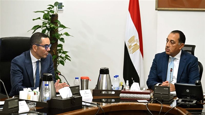 رئيس الوزراء ووزير