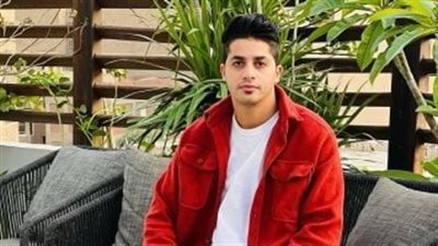  أخبار الفن اليوم.. نقيب الممثلين يتابع تطورات الحالة الصحية للفنان سامي عبد الحليم.. وعنبة يثير قلق جمهوره بصورة من داخل المستشفى