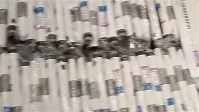 ضبط 600 عبوة من مستلزمات الأسنان بمطار سفنكس
