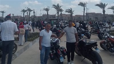 تحت شعار 