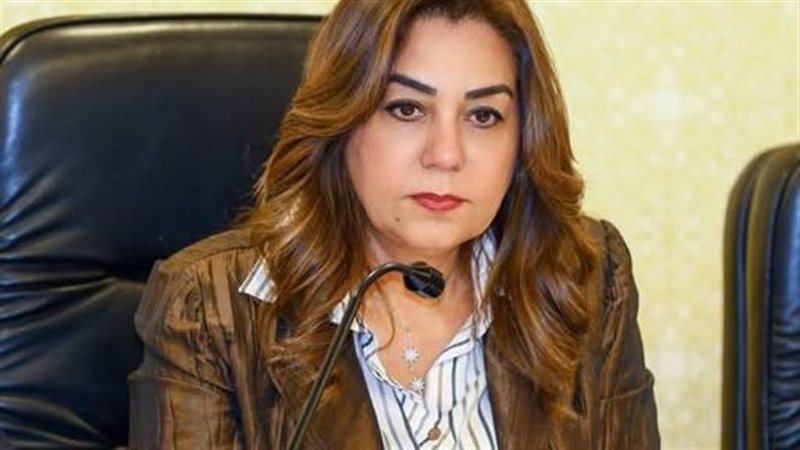  الدكتورة منال عوض