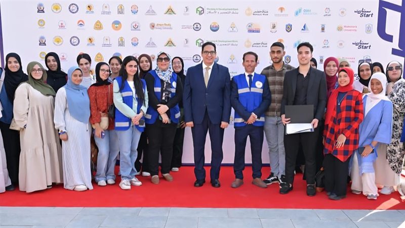 رئيس جامعة القاهرة