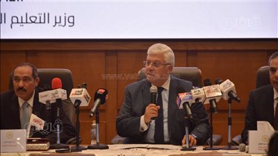 وزير التعليم العالي يعلن الحد الأدني للقبول بـ4 كليات، تعرف عليها