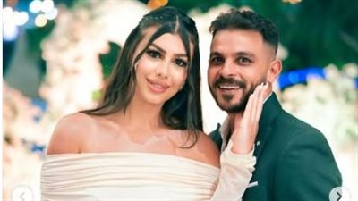 المطرب محمد رشاد يعلن خطوبته على فتاة من خارج الوسط الفني 