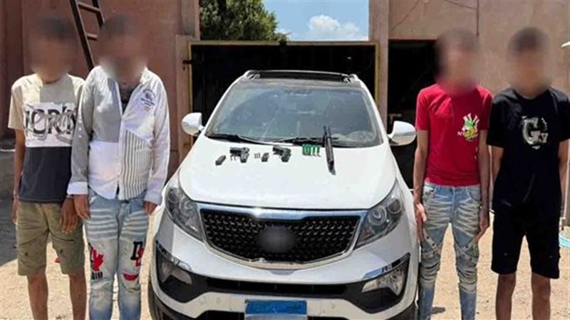 المتهمون، فيتو