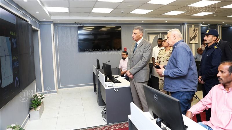 محافظ أسوان يتابع