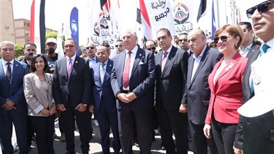 قيادات 
