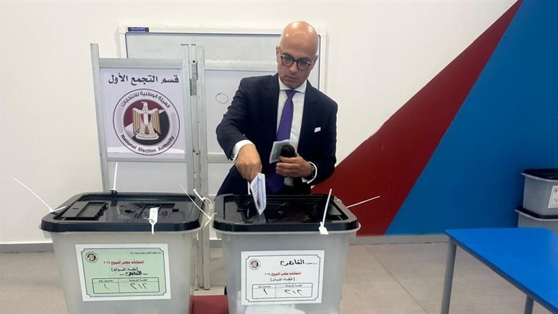 رئيس جامعة عين شمس