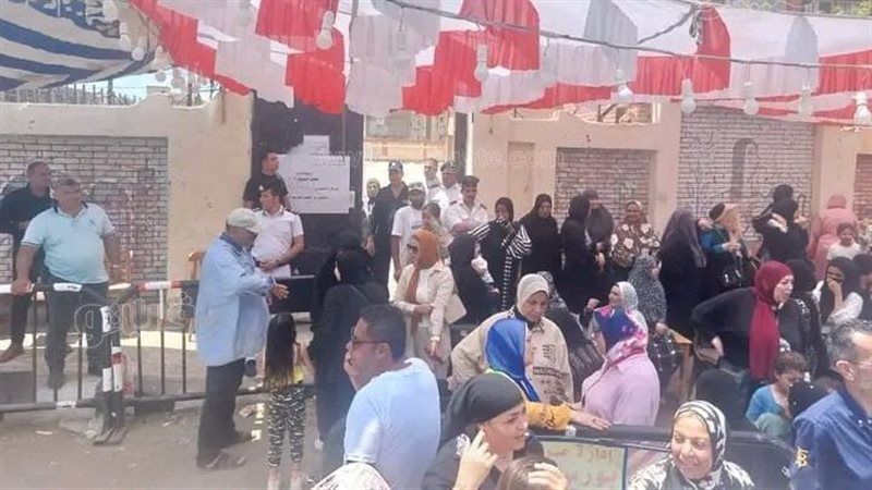 توافد على لجان حي