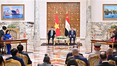  السيسي ونظيره الفيتنامي يشهدان التوقيع عل مذكرتي تفاهم في التنمية المحلية والاقتصادية