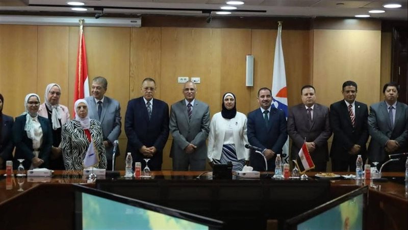 تعاون بين جامعة 6