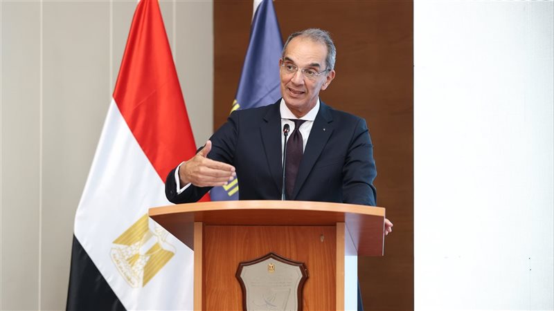 د. عمرو طلعت، فيتو