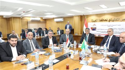 محافظ الجيزة يبحث مع رئيس جهاز حماية المستهلك آليات تنفيذ مبادرة خفض الأسعار 