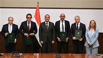 مدبولي يشهد توقيع بروتوكول تعاون لإنشاء وتطوير 5 مدارس تكنولوجيا في صناعة الأدوية 