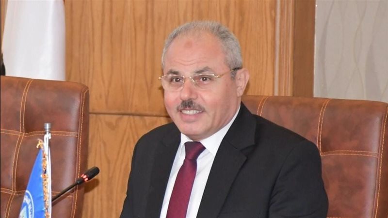 الدكتور ناصر مندور