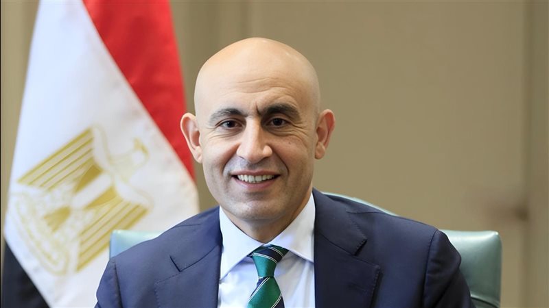 محمد عبد اللطيف وزير