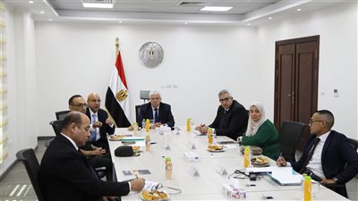 وزير التعليم العالي يترأس اجتماع مجلس أمناء مدينة زويل للعلوم ويعتمد الموازنة 