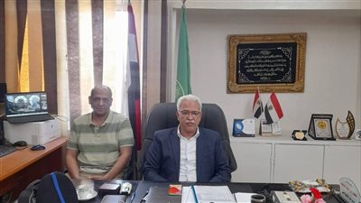 وكيل التعليم بالإسماعيلية يتابع سير امتحانات الدور الثاني للدبلومات الفنية (صور) 