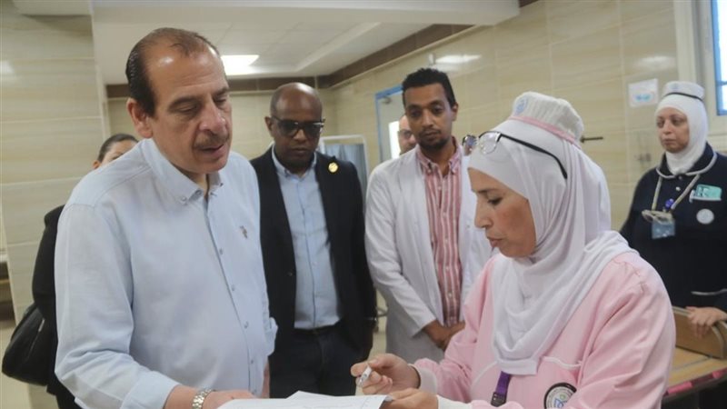 د.عمرو قنديل، فيتو