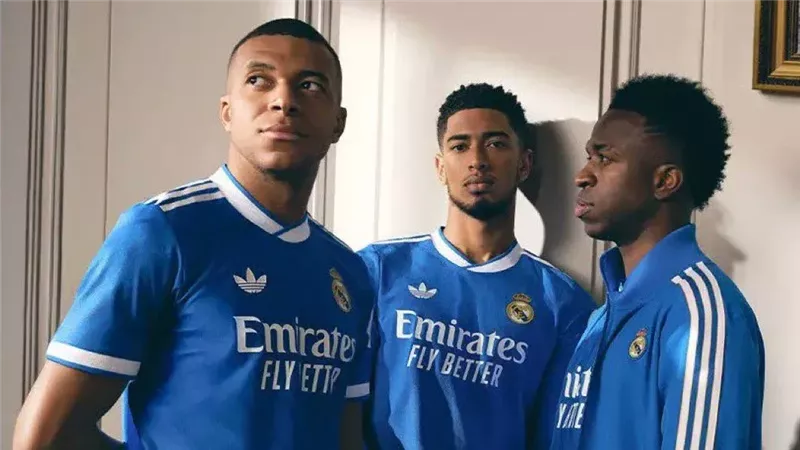 قميص ريال مدريد